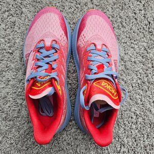 Hoka Mach 6 in Peony/Cherise size 4 Big Kids